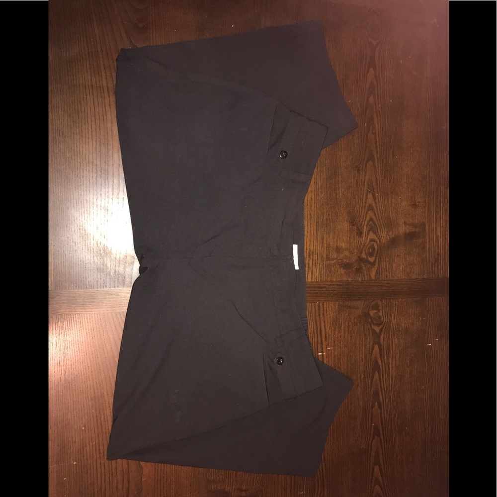 Black dres capris